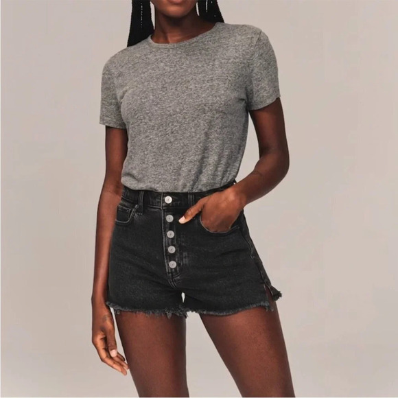 Abercrombie and Fitch High Rise Mom Shorts Buttonfly, size 27 - Picture 2 of 9